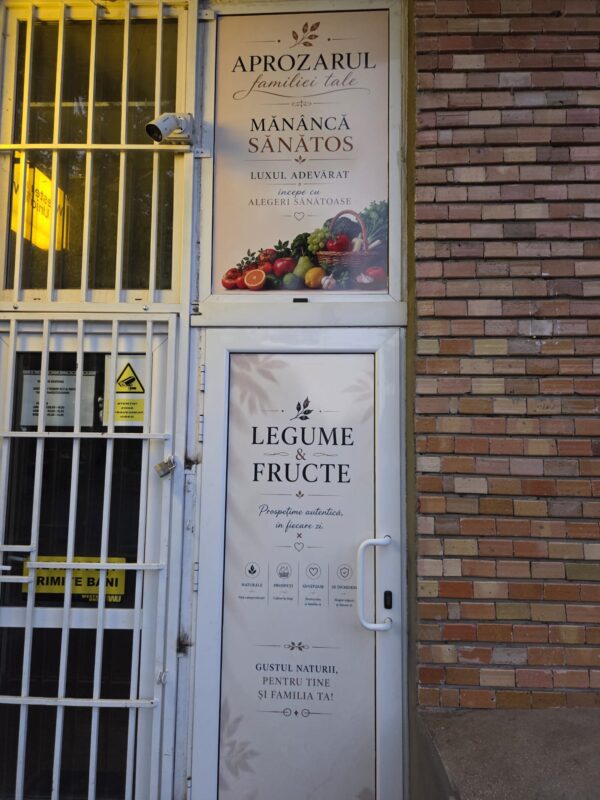 Design grafic Râmnicu Sărat concepte grafice originale pentru aprozare magazine alimentare și spații comerciale cu materiale premium rezistente
